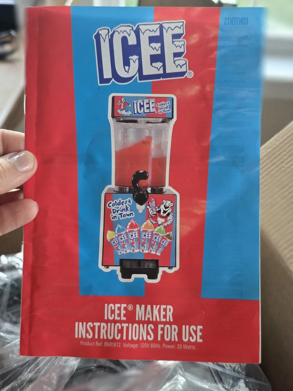 Ice Red and Blue Slushie Making Machine